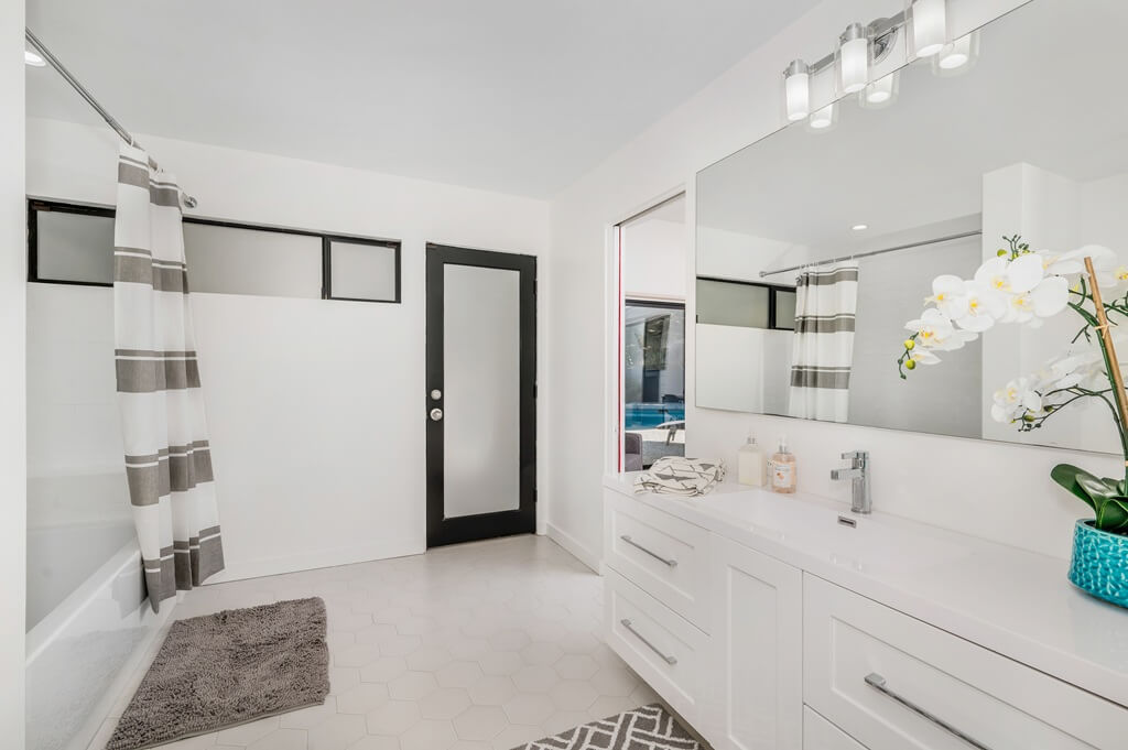 Bathroom Remodeling Bandera TX​