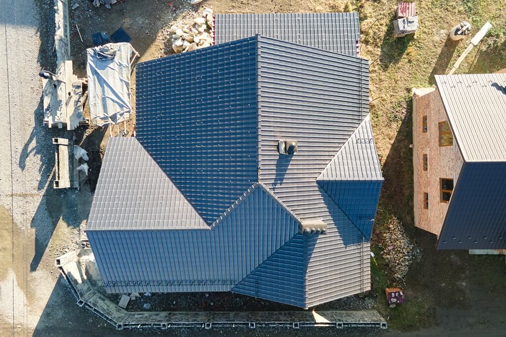 Benefits of Roofing Contractor Services Blanco