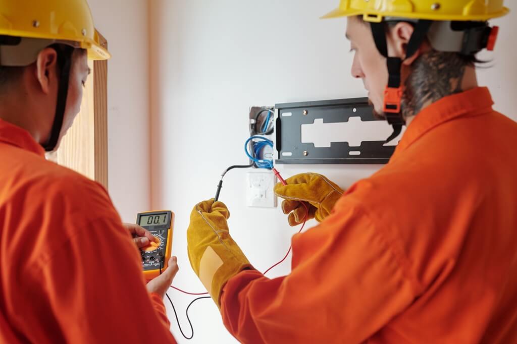 Electrical Contractor Hunt TX​
