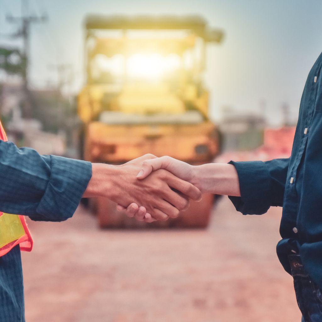 Why Choose Our Equipment and Crew for General Contracting​
