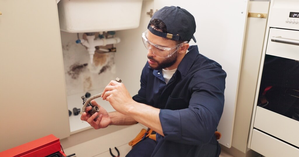 Why Choose Our Equipment and Crew for Ingram Texas Plumbing Contractor Services​