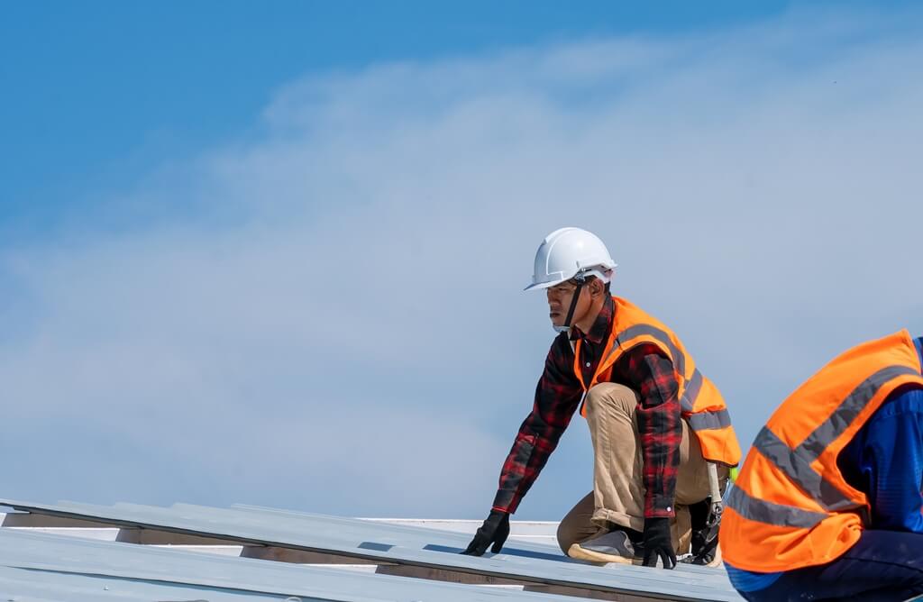 Why Choose Our Team for Roofing Contractor Services​