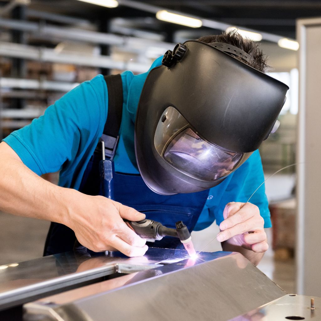 Why Choose Our Team for Welding Contractor Services​
